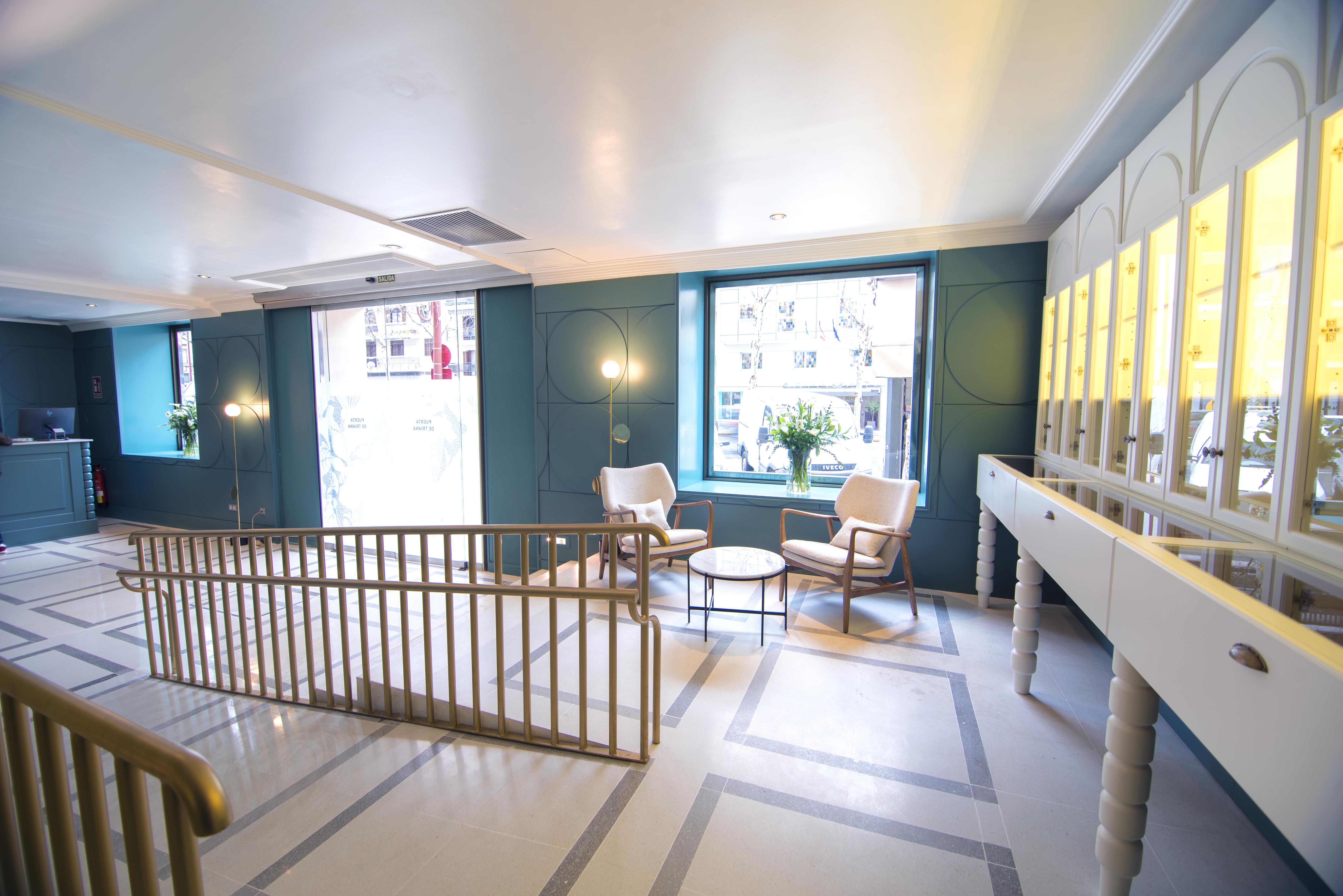 Petit Palace Puerta De Triana Севилья Экстерьер фото