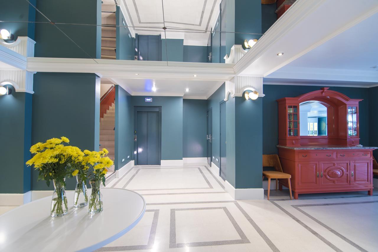 Petit Palace Puerta De Triana Севилья Экстерьер фото